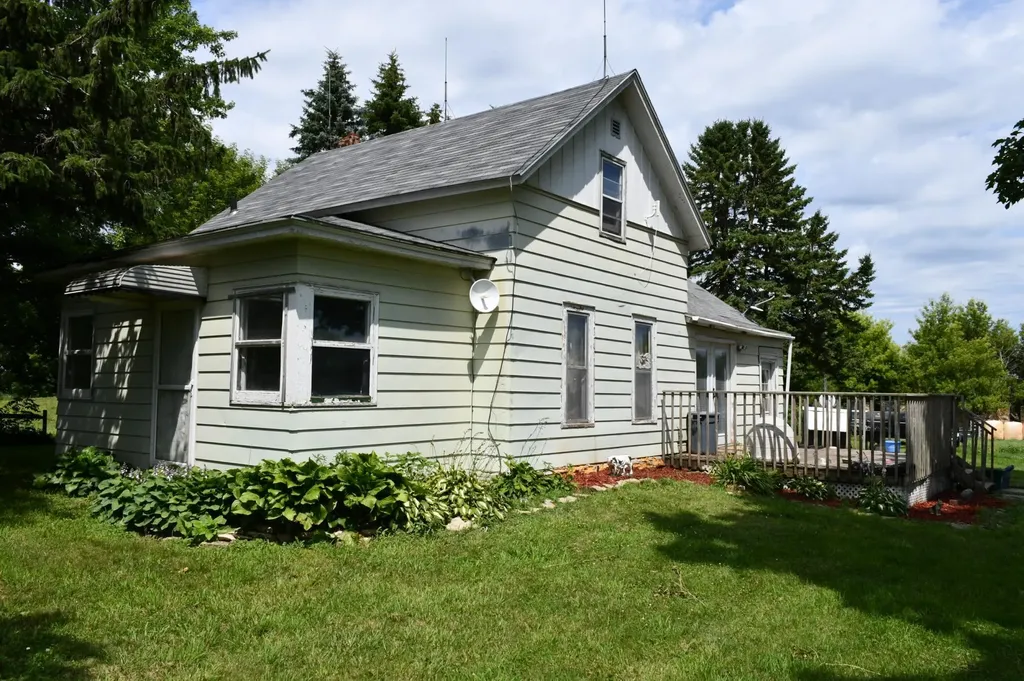 56844 205th Avenue Dodge Center MN 55927