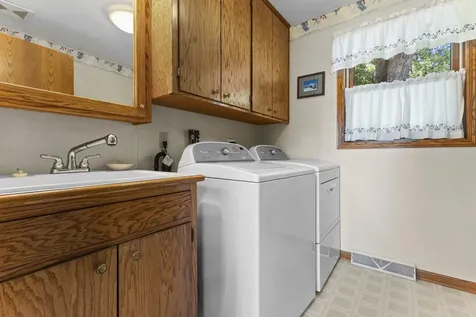 13465 619th Avenue Hutchinson MN 55350