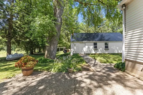 13465 619th Avenue Hutchinson MN 55350