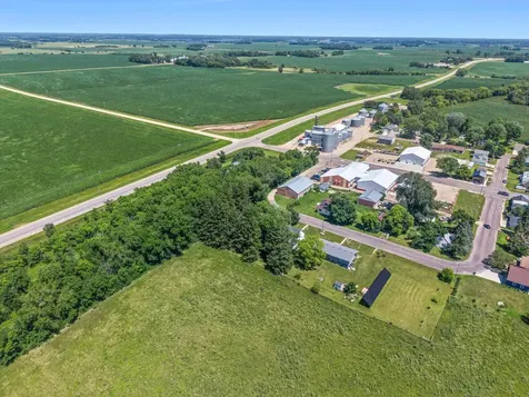 13465 619th Avenue Hutchinson MN 55350
