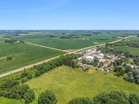 13465 619th Avenue Hutchinson MN 55350