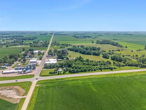 13465 619th Avenue Hutchinson MN 55350
