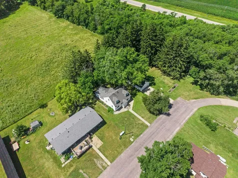 13465 619th Avenue Hutchinson MN 55350