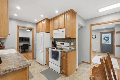 8804 Greenway Avenue S Cottage Grove MN 55016