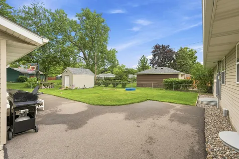 8804 Greenway Avenue S Cottage Grove MN 55016