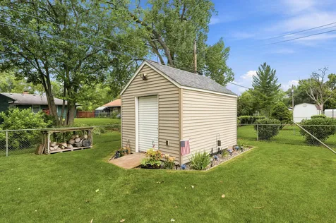 8804 Greenway Avenue S Cottage Grove MN 55016