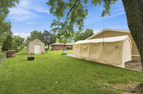 8804 Greenway Avenue S Cottage Grove MN 55016