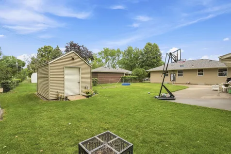 8804 Greenway Avenue S Cottage Grove MN 55016