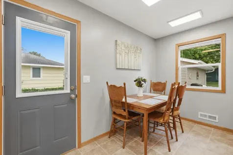 8804 Greenway Avenue S Cottage Grove MN 55016