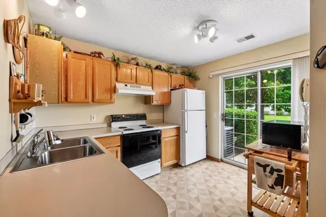 2033 Southcross Drive W Burnsville MN 55306