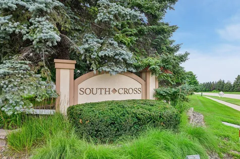 2033 Southcross Drive W Burnsville MN 55306