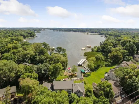 1760 Commerce Boulevard Mound MN 55364