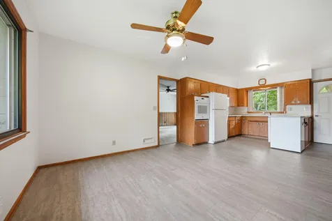 3511 Zane Avenue N Crystal MN 55422