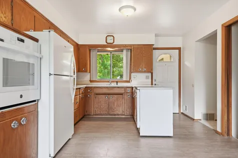 3511 Zane Avenue N Crystal MN 55422