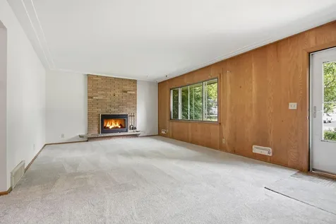 3511 Zane Avenue N Crystal MN 55422