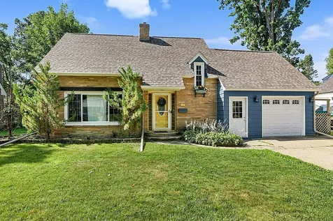 564 Juul Road SW Hutchinson MN 55350