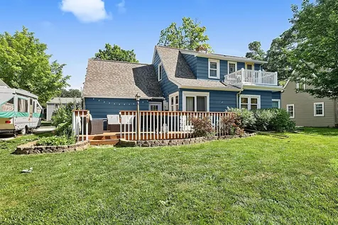 564 Juul Road SW Hutchinson MN 55350