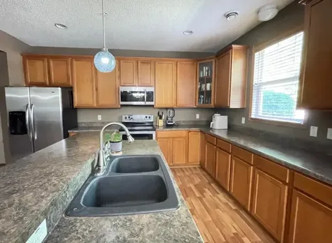 9605 Scott Circle N Brooklyn Park MN 55443
