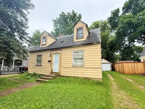 604 13th Street SW Willmar MN 56201