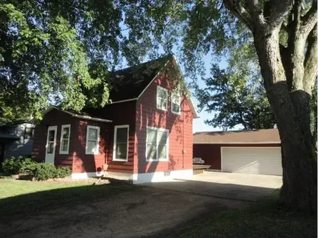 317 Main Street E Silver Lake MN 55381