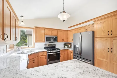 1228 Leo Lane Buffalo MN 55313