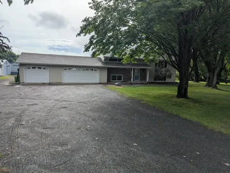 26463 Olinda Trail Lindstrom MN 55045