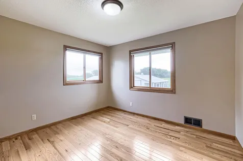 26463 Olinda Trail Lindstrom MN 55045