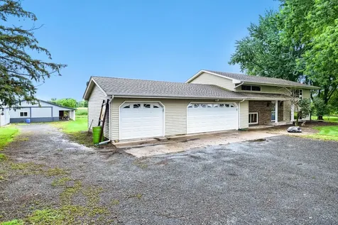 26463 Olinda Trail Lindstrom MN 55045