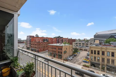 215 10th Avenue S Minneapolis MN 55415
