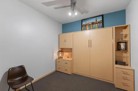 215 10th Avenue S Minneapolis MN 55415
