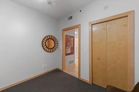 215 10th Avenue S Minneapolis MN 55415