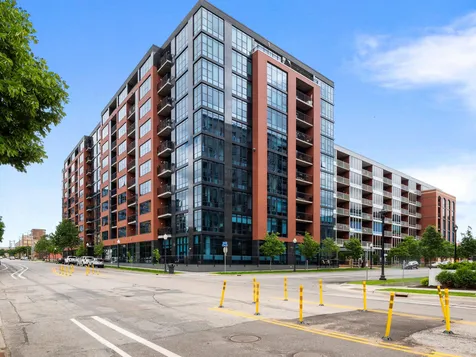 215 10th Avenue S Minneapolis MN 55415