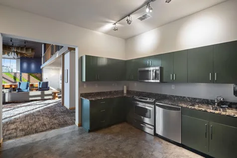 215 10th Avenue S Minneapolis MN 55415