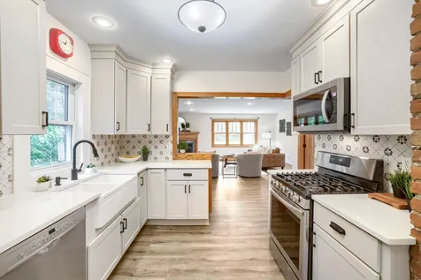 3019 W Old Shakopee Road W Bloomington MN 55431