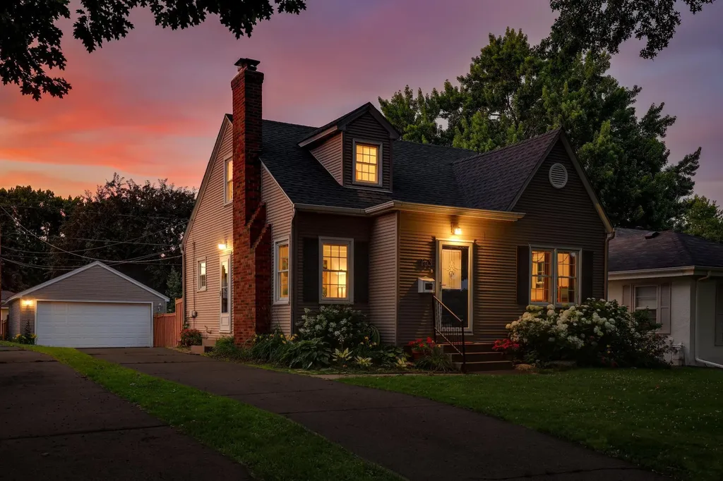 753 Idaho Avenue W Saint Paul MN 55117