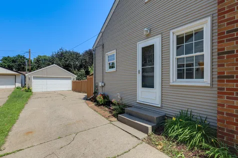 753 Idaho Avenue W Saint Paul MN 55117