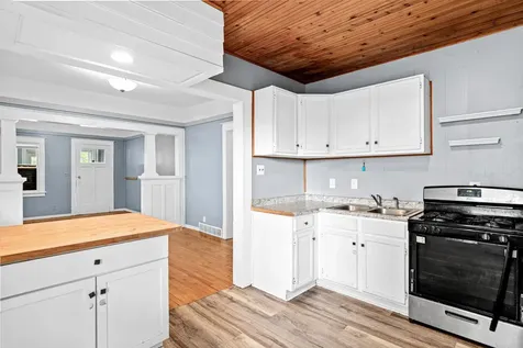 1700 Reaney Avenue Saint Paul MN 55106