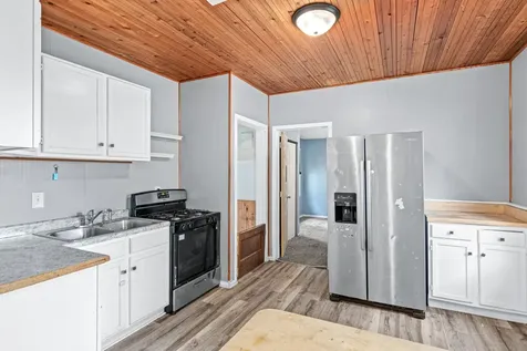 1700 Reaney Avenue Saint Paul MN 55106