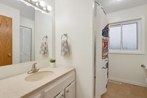 1603 Raindrop Drive Eagan MN 55121