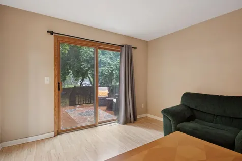 1603 Raindrop Drive Eagan MN 55121