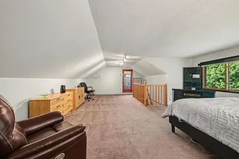 885 Old Lexington Avenue Saint Paul MN 55116