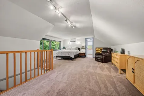 885 Old Lexington Avenue Saint Paul MN 55116