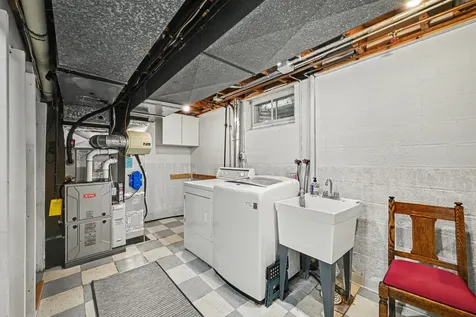 885 Old Lexington Avenue Saint Paul MN 55116