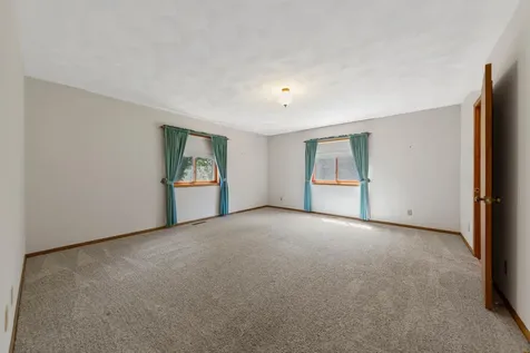 1440 Sunset Drive SW Owatonna MN 55060