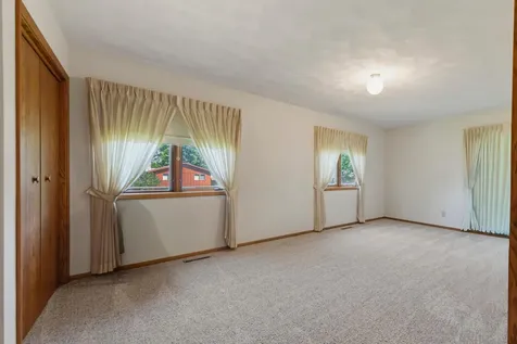 1440 Sunset Drive SW Owatonna MN 55060