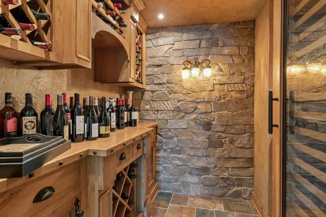 6 Bent Tree Lane North Oaks MN 55127