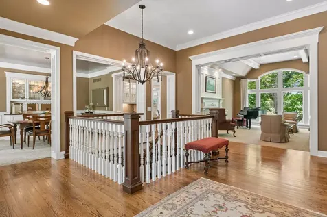 6 Bent Tree Lane North Oaks MN 55127