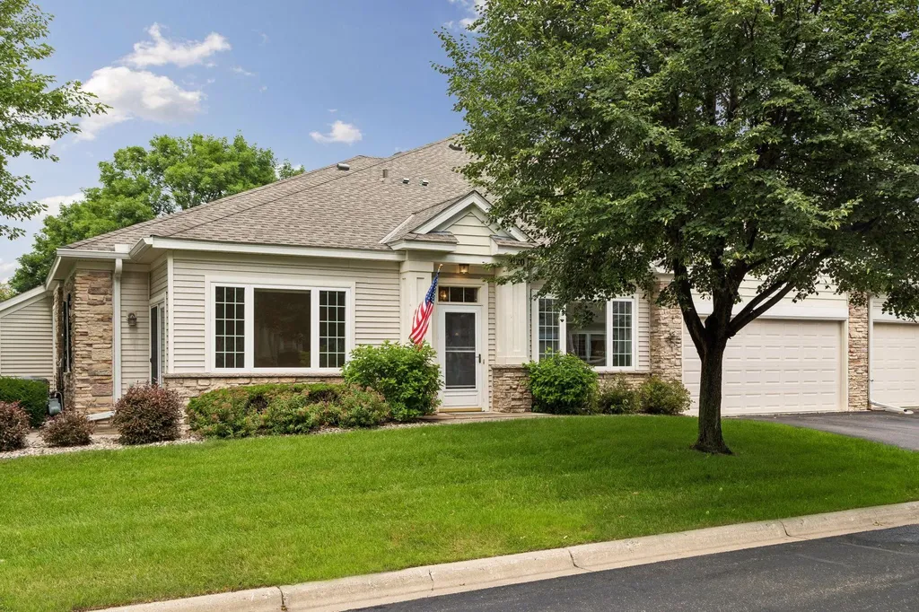 2120 Stahlke Way Chaska MN 55318