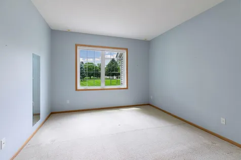2120 Stahlke Way Chaska MN 55318