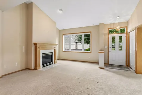 2120 Stahlke Way Chaska MN 55318